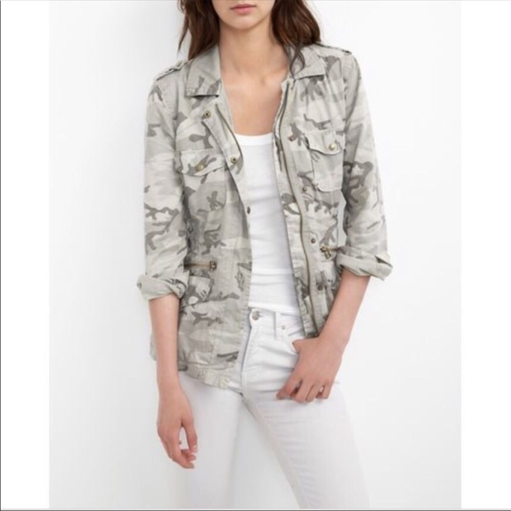 ❤️ SOLD ❤️ Anthropologie Velvet Military Jacket